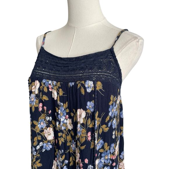 Motherhood Maternity Boho Maxi Dress Size Medium Floral Crochet Spaghetti Strap - Picture 3 of 10